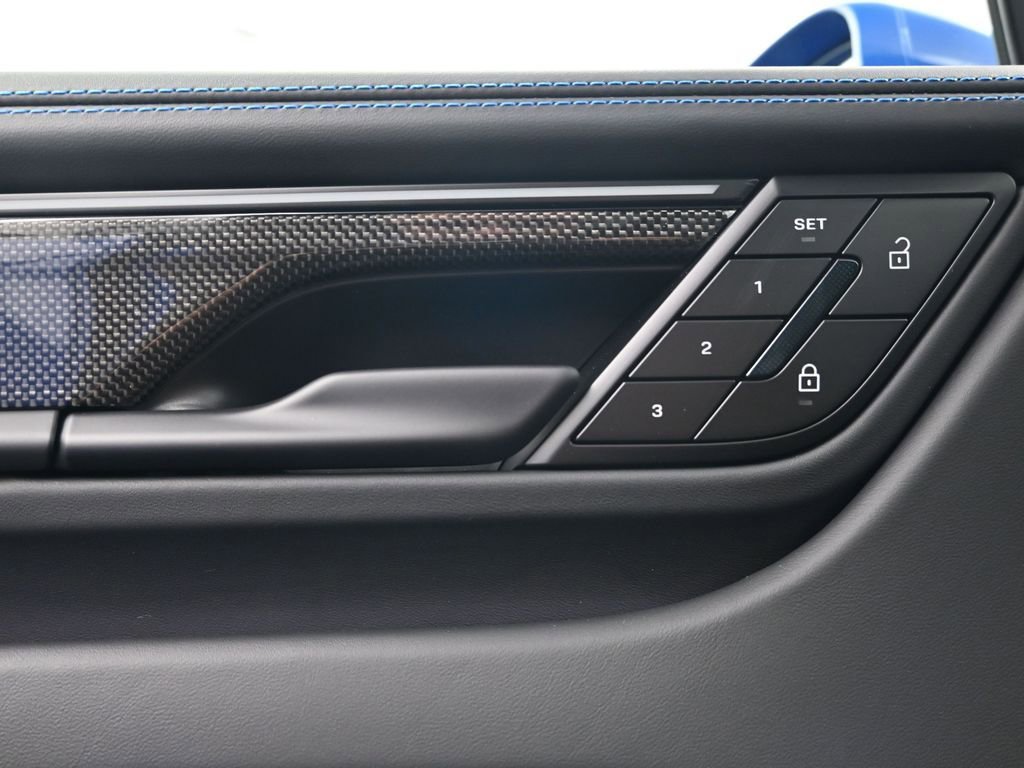 New 2026 Porsche Macan Turbo Electric image 18