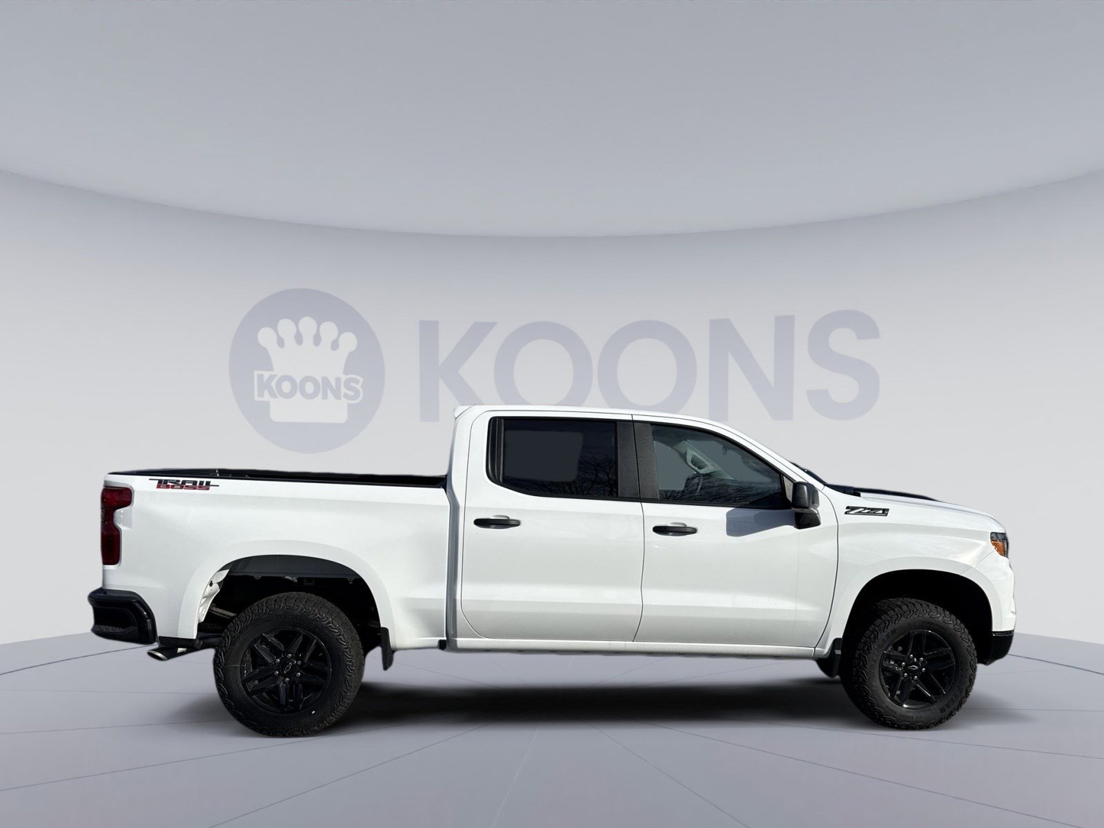 New 2026 Chevrolet Silverado 1500 Custom Trail Boss w/ LPO, Dark Essentials Package image 5