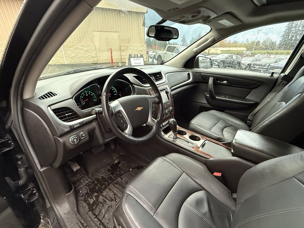 Used 2014 Chevrolet Traverse LT w/ LPO, 'HIT The Road' Package image 5