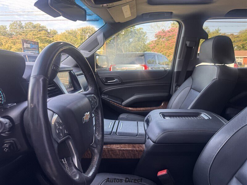 Used 2018 Chevrolet Tahoe 4WD LT w/ RST EDITION image 21
