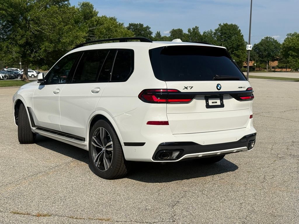 New 2027 BMW X7 xDrive40i w/ Executive Package AWD/4WD image 4