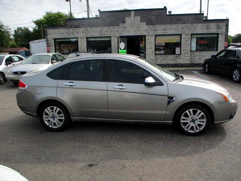 Used 2008 Ford Focus SE FWD image 2