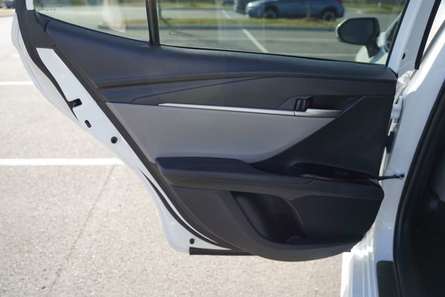 Used 2025 Toyota Camry SE w/ Multimedia Upgrade Package image 16