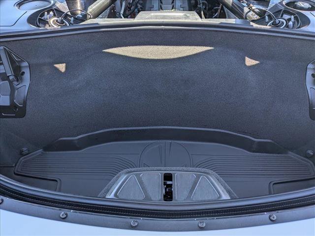 Used 2024 Chevrolet Corvette Stingray Preferred Cpe RWD image 18