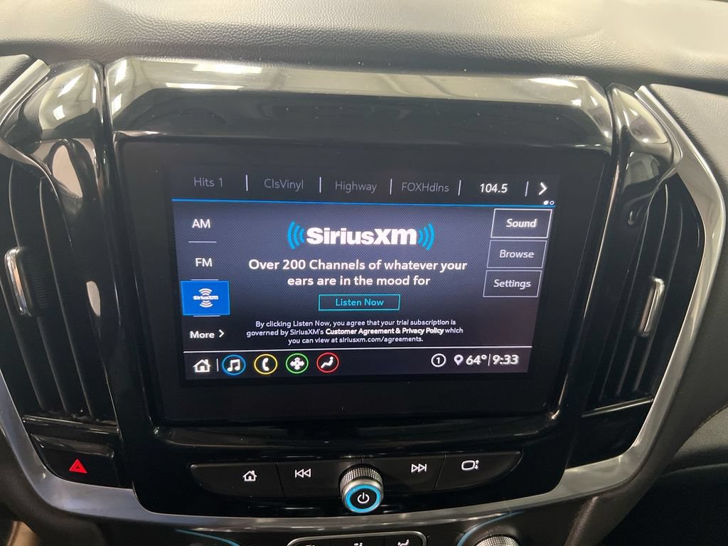 Used 2020 Chevrolet Traverse LT w/ LPO, Floor Liner Package FWD image 13