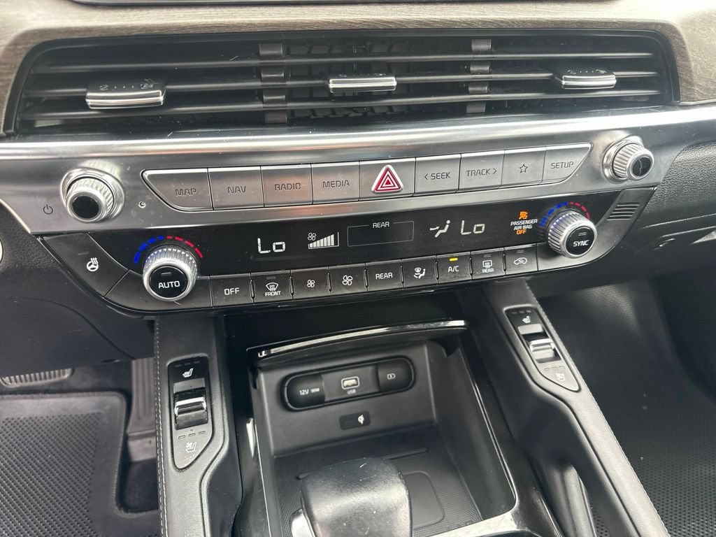 Used 2020 Kia Telluride EX w/ EX Premium Package AWD/4WD image 17