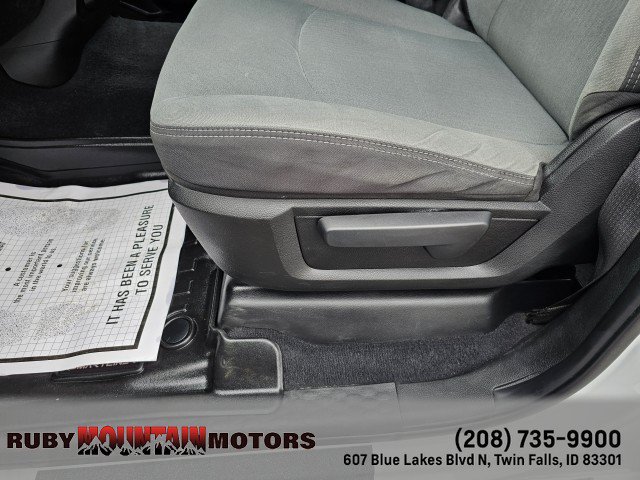 Used 2022 RAM 3500 Big Horn AWD/4WD image 18