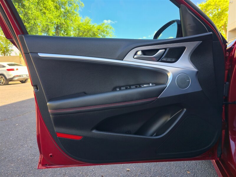 Used 2023 Genesis G70 2.0T w/ Sport Prestige Package RWD image 12