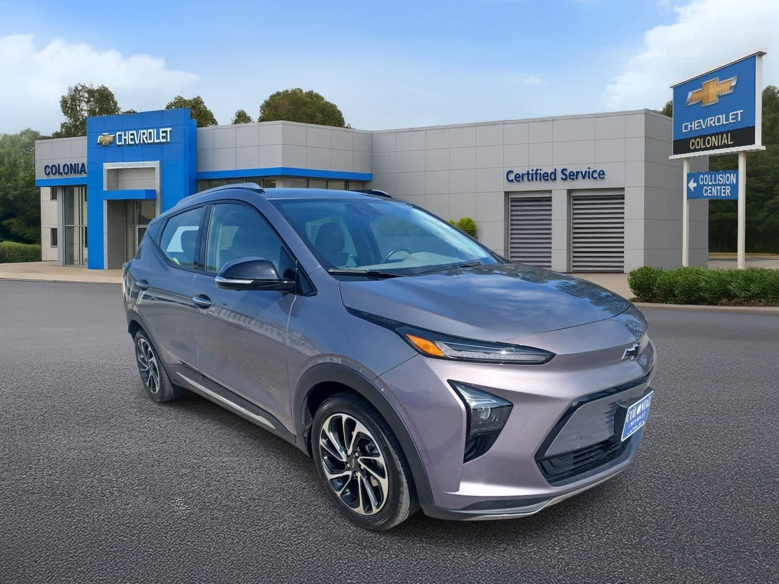 Used 2023 Chevrolet Bolt EUV Premier image 2