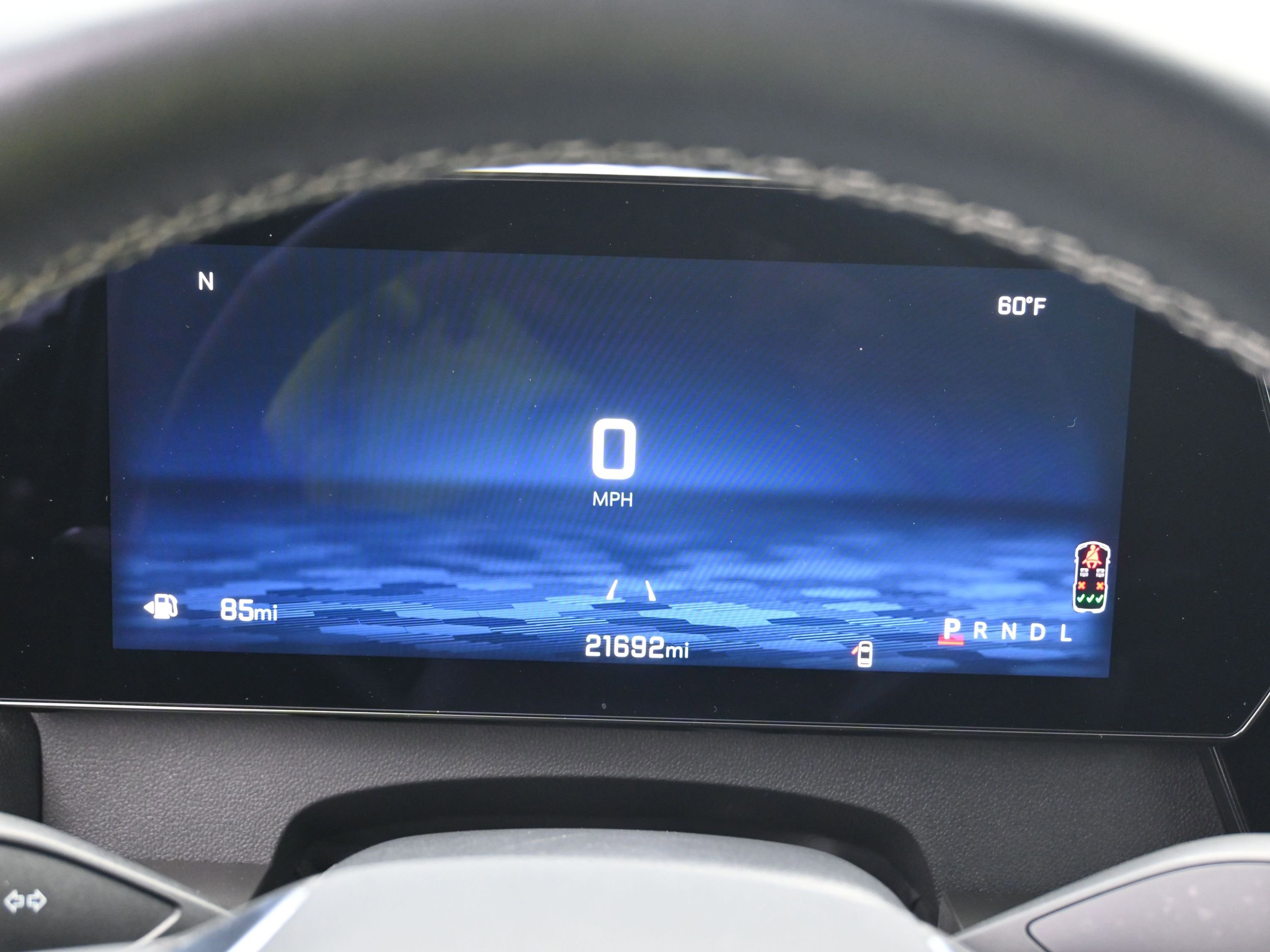 Used 2025 Chevrolet Traverse LT image 21