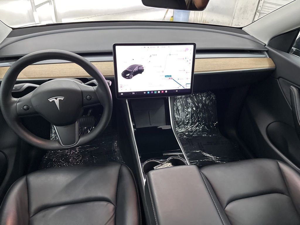Used 2021 Tesla Model Y Long Range AWD/4WD image 15