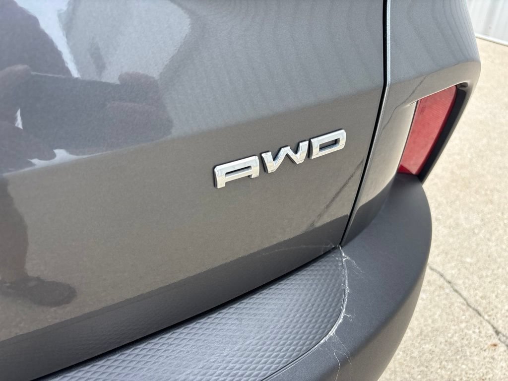 Used 2025 Ford Escape Active AWD/4WD image 9