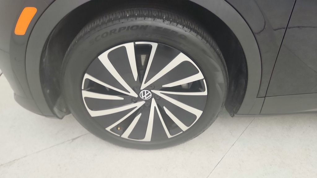 Used 2023 Volkswagen ID.4 Pro S Plus RWD image 27