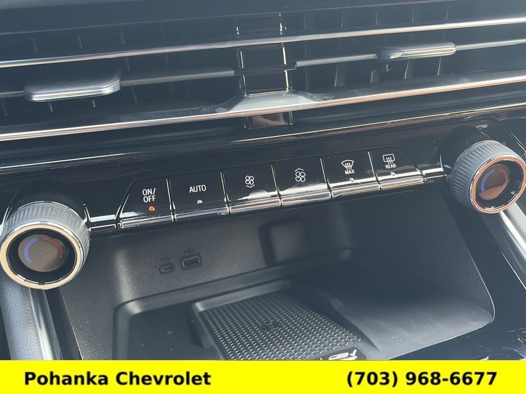 New 2027 Chevrolet Traverse Z71 w/ Enhanced Driving Package AWD/4WD image 17