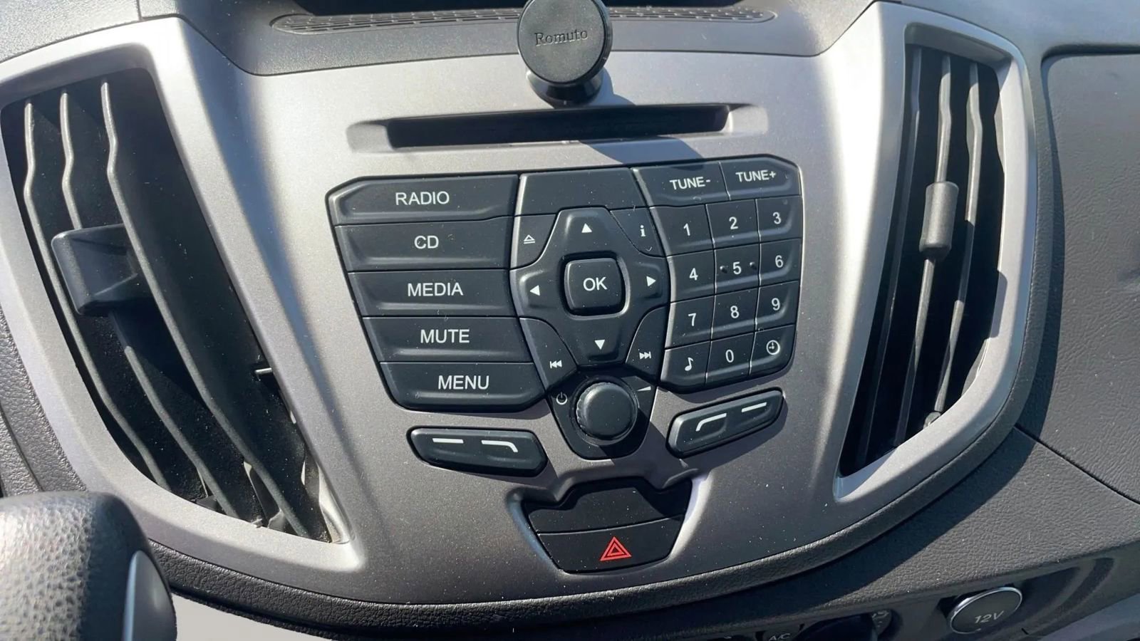 Used 2017 Ford Transit 350 XLT RWD image 12