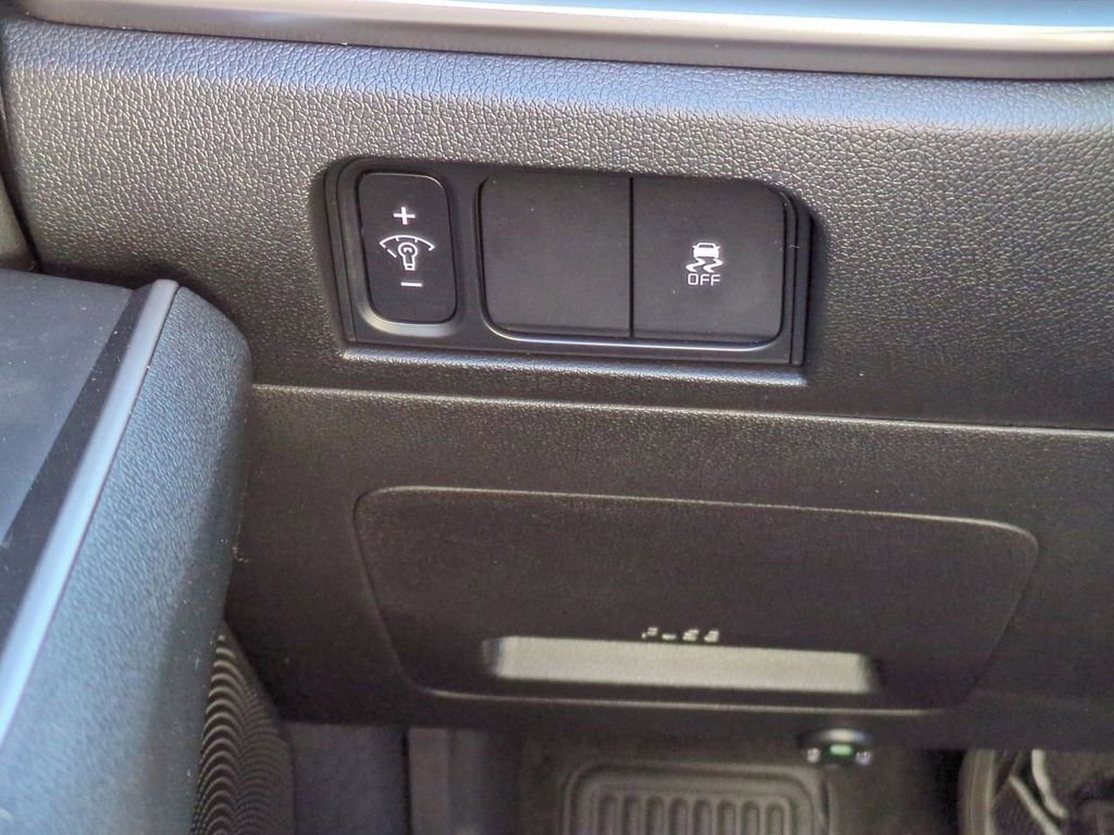 New 2026 Kia Sorento LX image 17