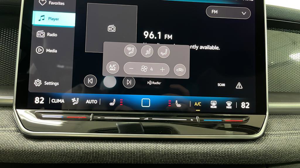 New 2026 Volkswagen Tiguan S FWD image 17