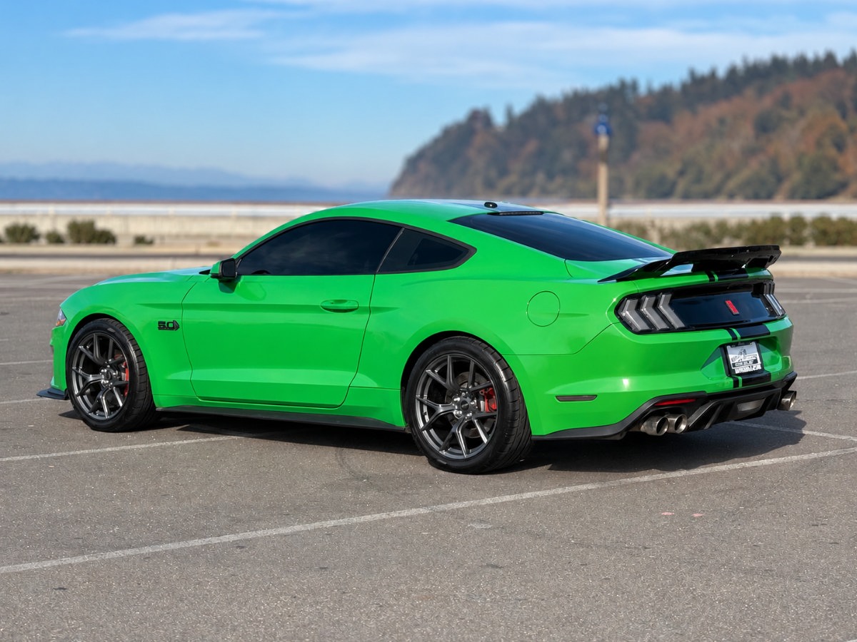 Used 2019 Ford Mustang GT Premium w/ Performance Package - Level 2 RWD image 5