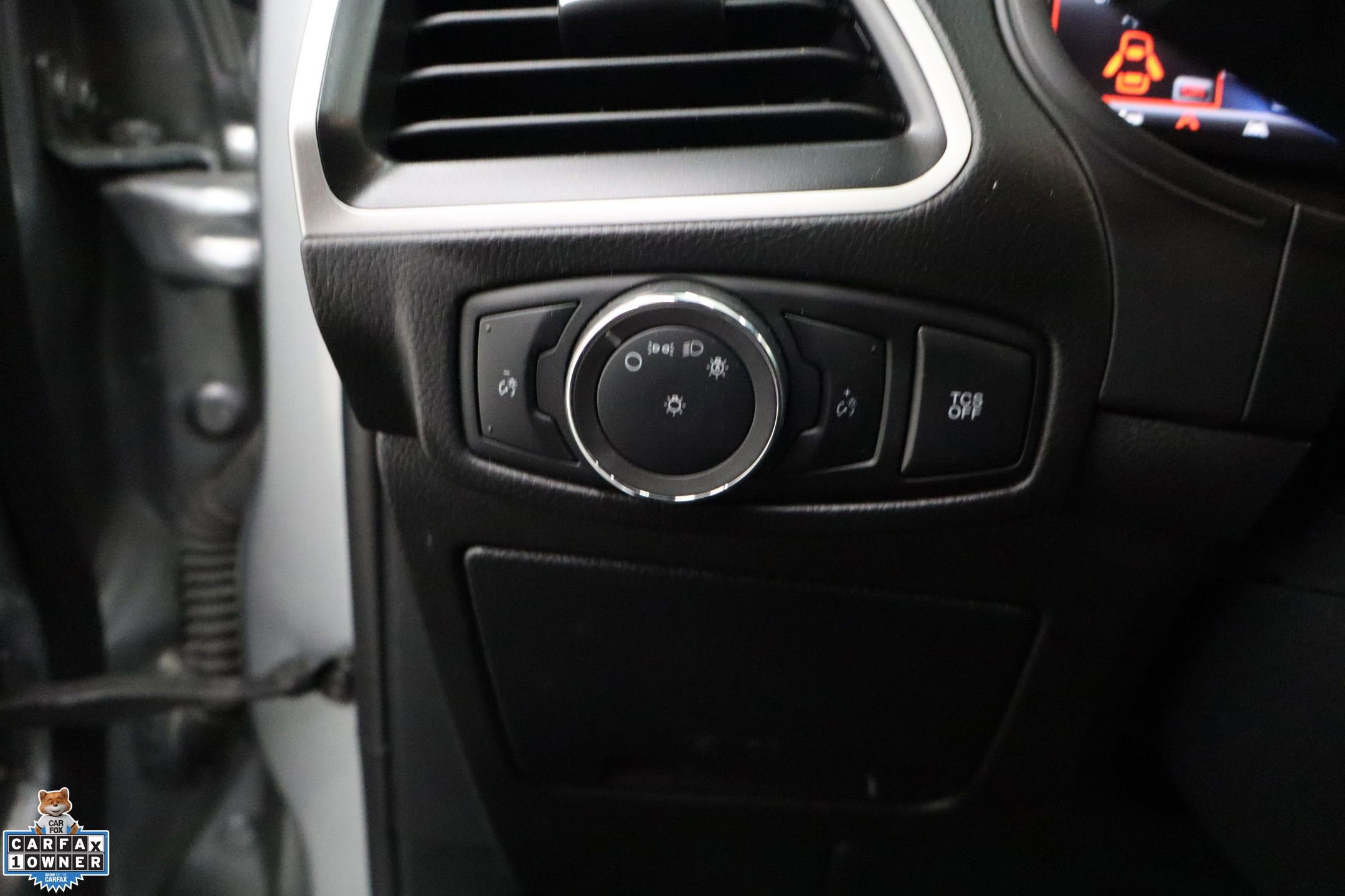 Used 2024 Ford Edge SE image 15