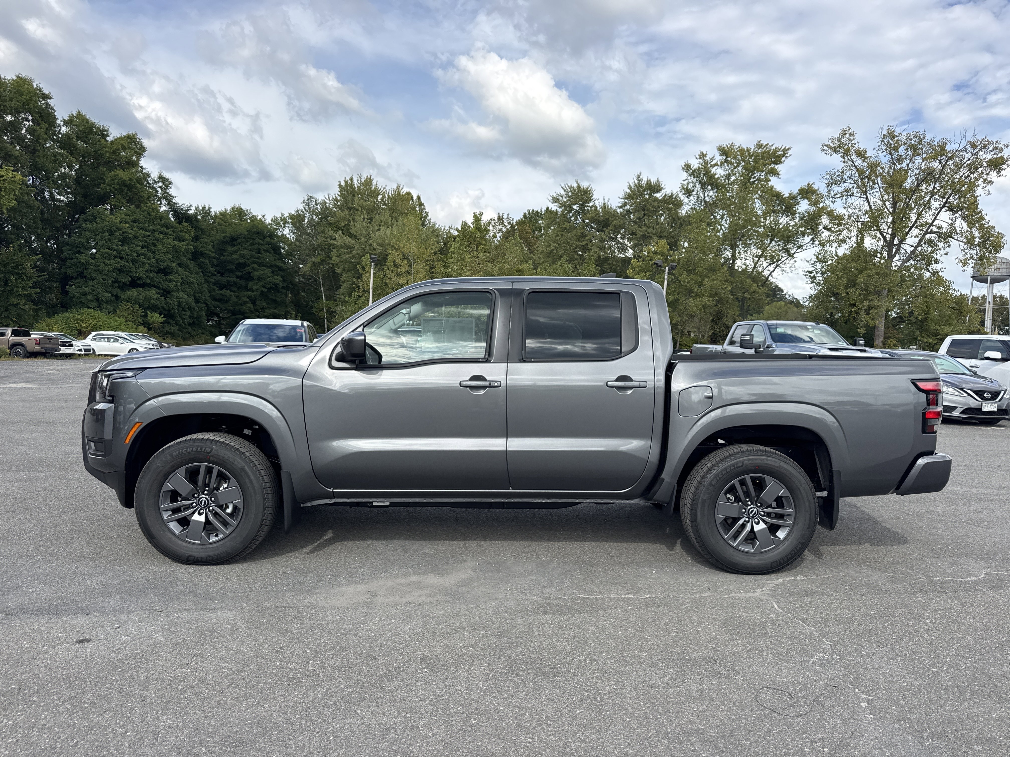 New 2026 Nissan Frontier SV w/ SV Convenience Package image 8