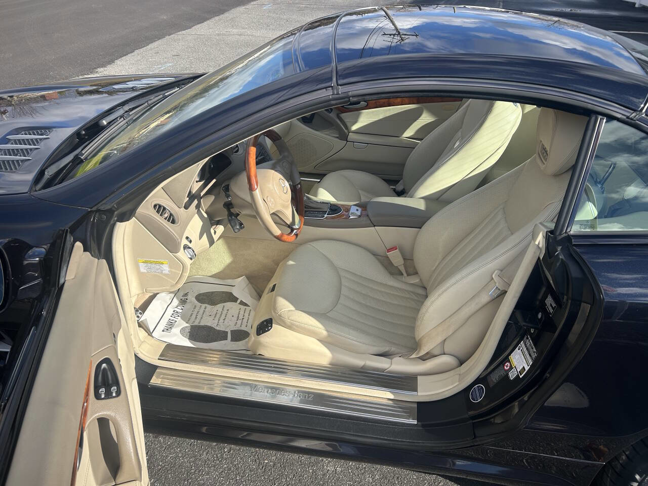 Used 2009 Mercedes-Benz SL 550 image 8