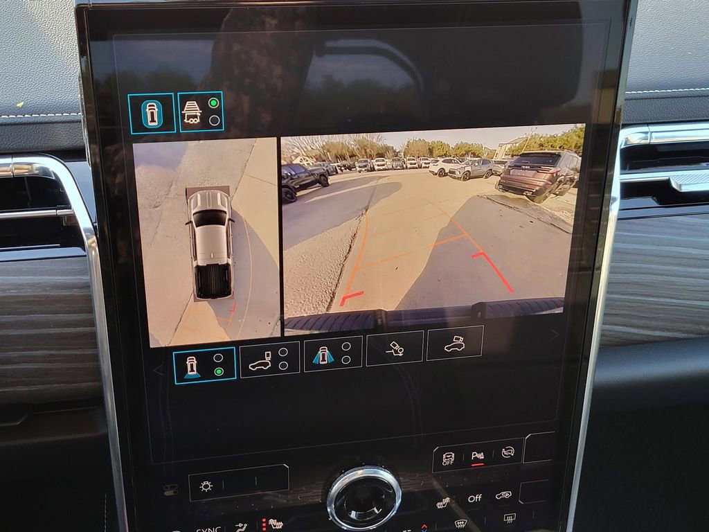 New 2024 GMC Sierra EV Denali image 10