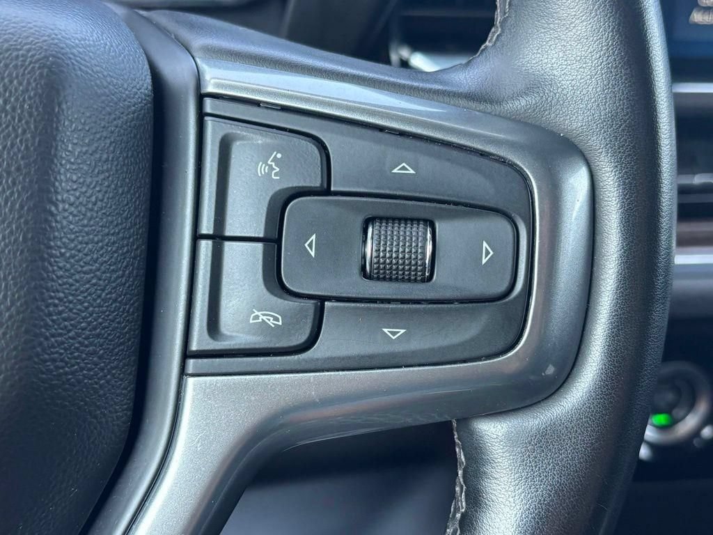 Used 2024 Chevrolet Silverado 1500 LT AWD/4WD image 11