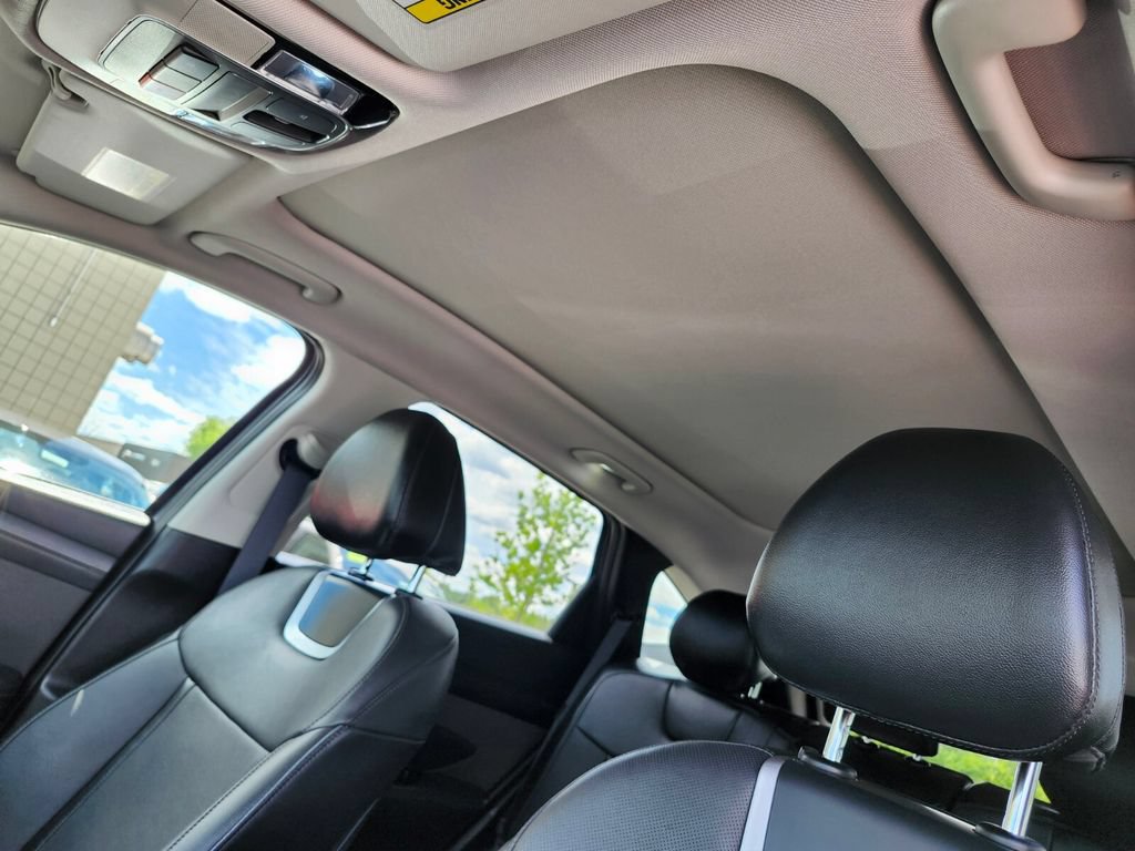 Used 2025 Hyundai Tucson Limited AWD/4WD image 21