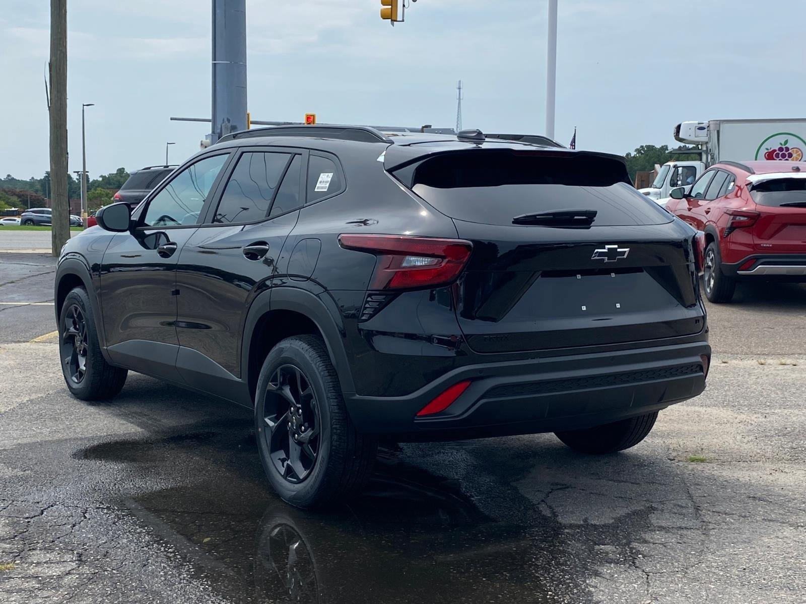 New 2026 Chevrolet Trax LT w/ Driver Confidence Package FWD image 4