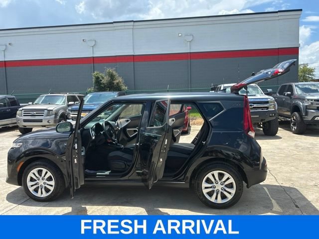 Used 2020 Kia Soul LX FWD image 12