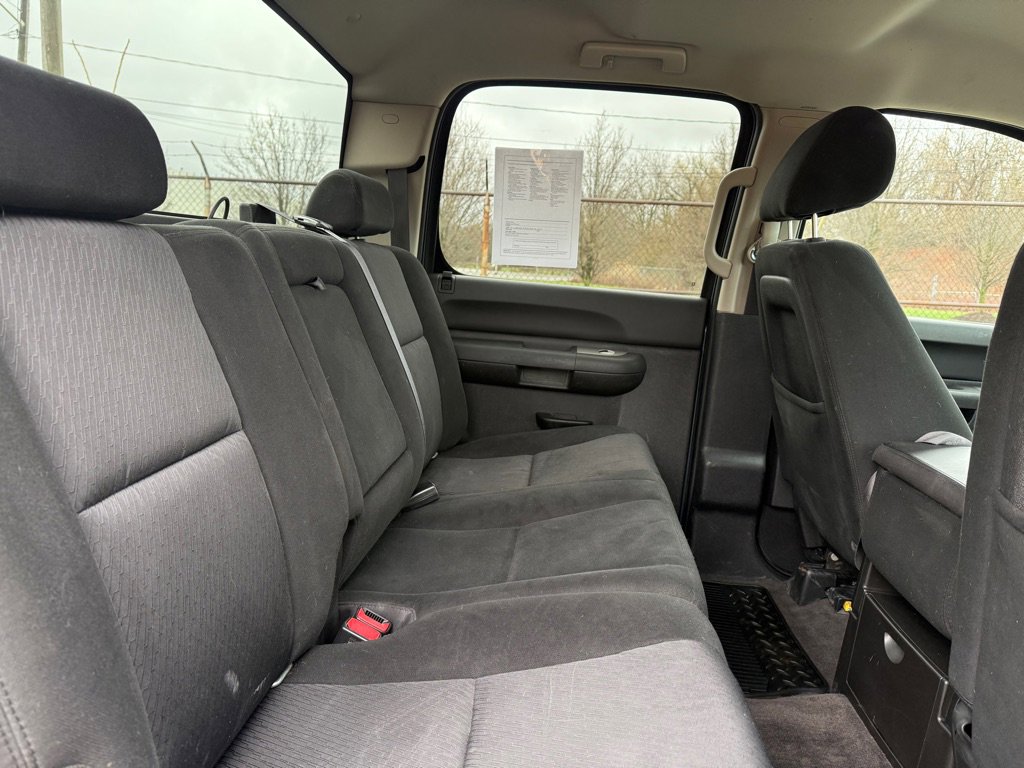 Used 2010 Chevrolet Silverado 1500 LT AWD/4WD image 10