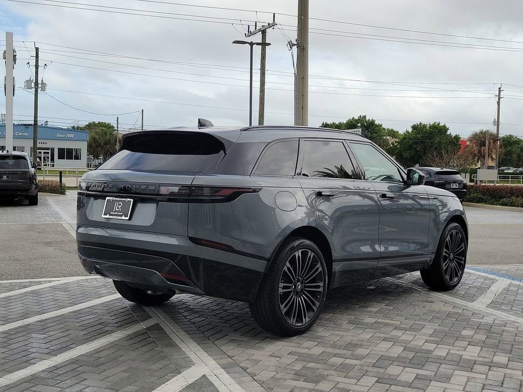 New 2026 Land Rover Range Rover Velar Dynamic SE AWD/4WD image 5