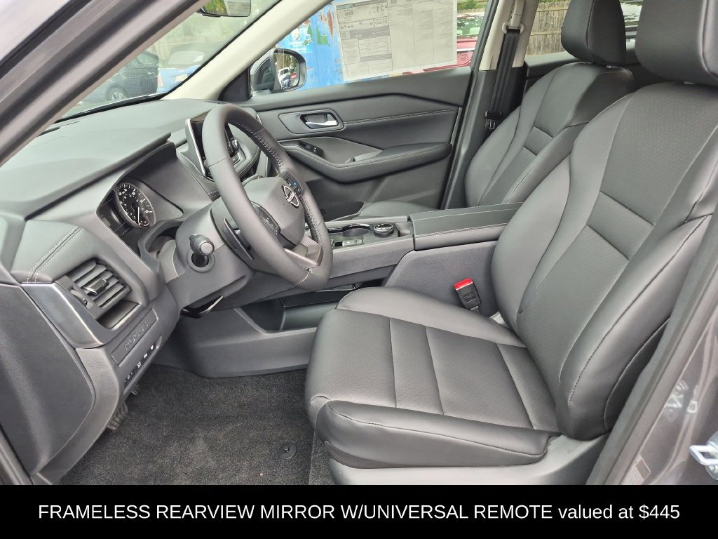 New 2026 Nissan Rogue Dark Armor AWD/4WD image 6