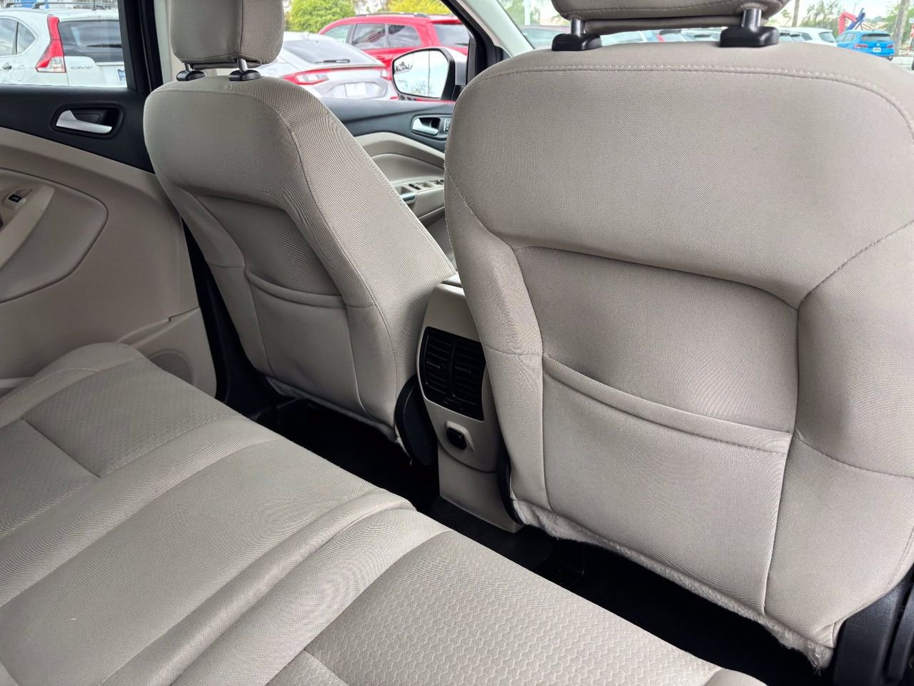 Used 2018 Ford Escape SE FWD image 13