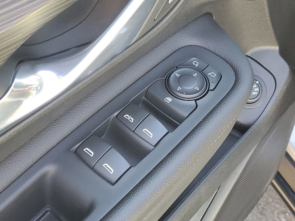 Used 2024 GMC Terrain SLT w/ LPO, Floor Liner Package image 10