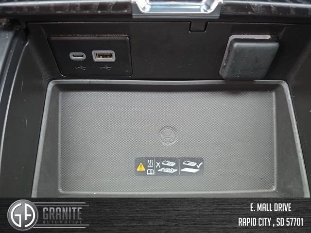 Used 2024 GMC Yukon XL Denali image 34