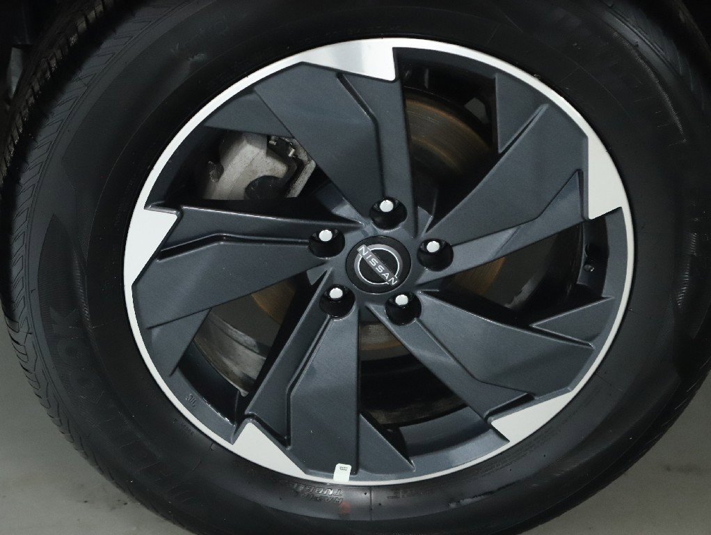 Certified 2026 Nissan Rogue SV w/ Cold Weather Package image 12