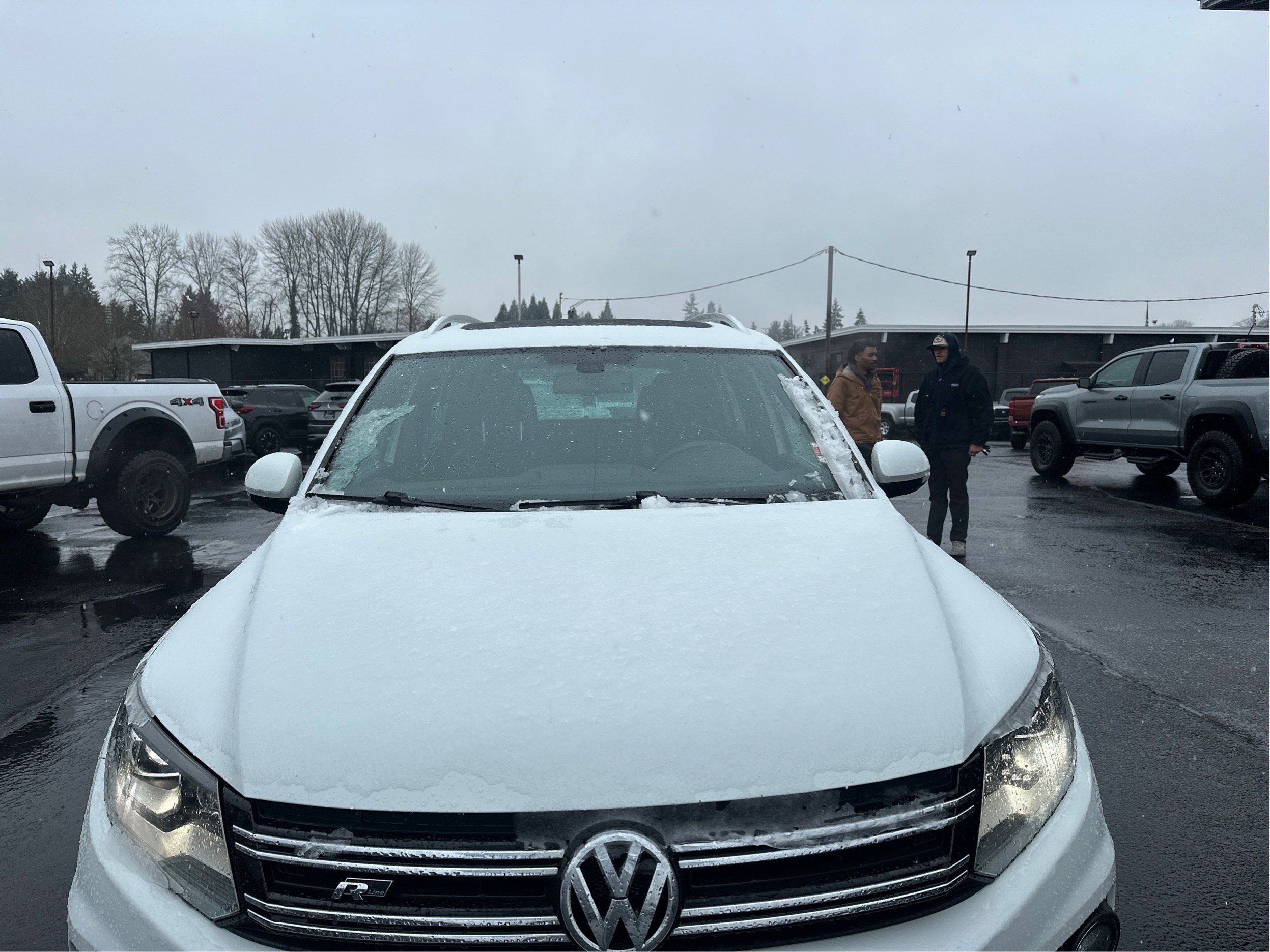 Used 2015 Volkswagen Tiguan R-Line image 25