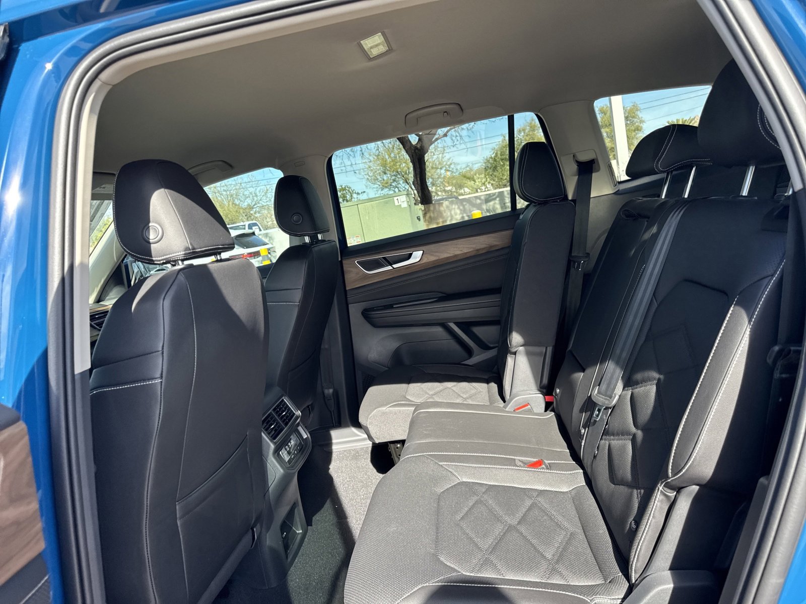 New 2026 Volkswagen Atlas SE image 19