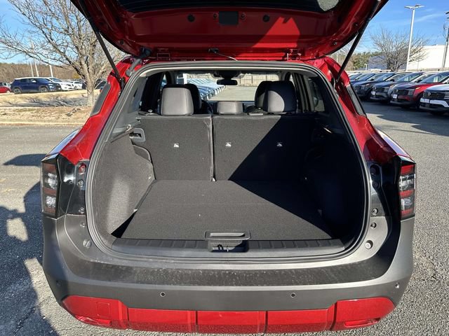 New 2026 Nissan Kicks SR FWD image 12