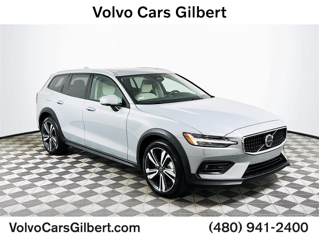 Used 2026 Volvo V60 B5 Cross Country Plus w/ Climate Package AWD/4WD image 1