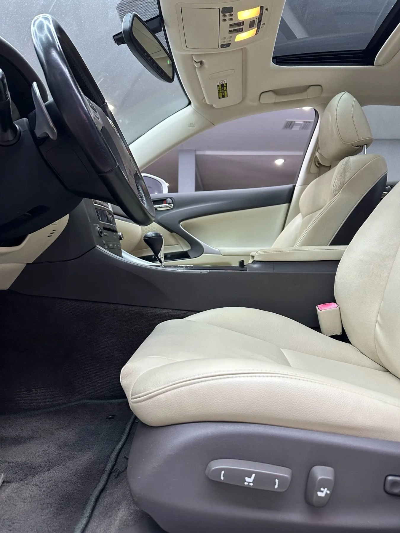 Used 2011 Lexus IS 250 image 11