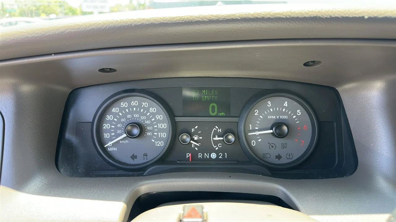 Used 2011 Mercury Grand Marquis LS RWD image 78
