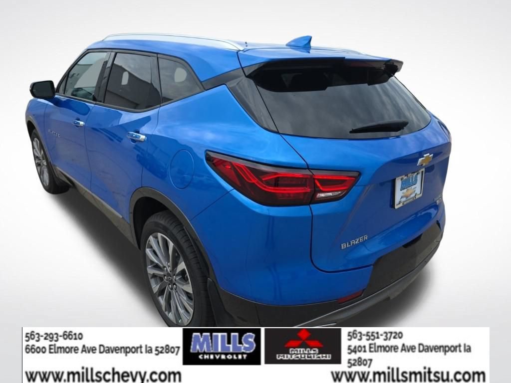 Used 2024 Chevrolet Blazer Premier w/ Driver Confidence II Package FWD image 3