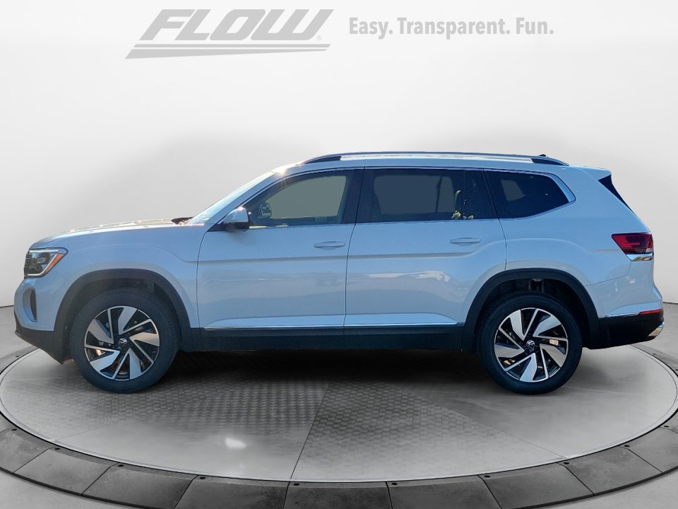 Certified 2026 Volkswagen Atlas SEL AWD/4WD image 4