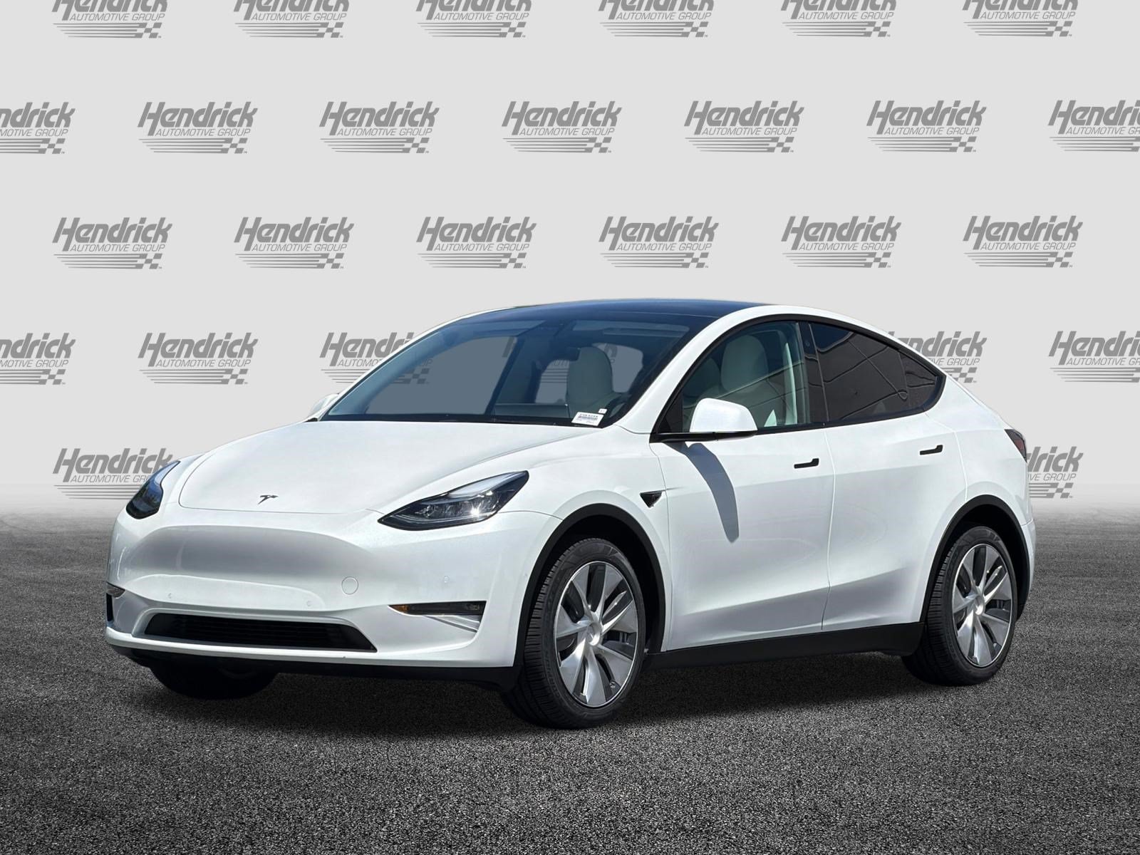 Used 2022 Tesla Model Y Long Range AWD/4WD image 9
