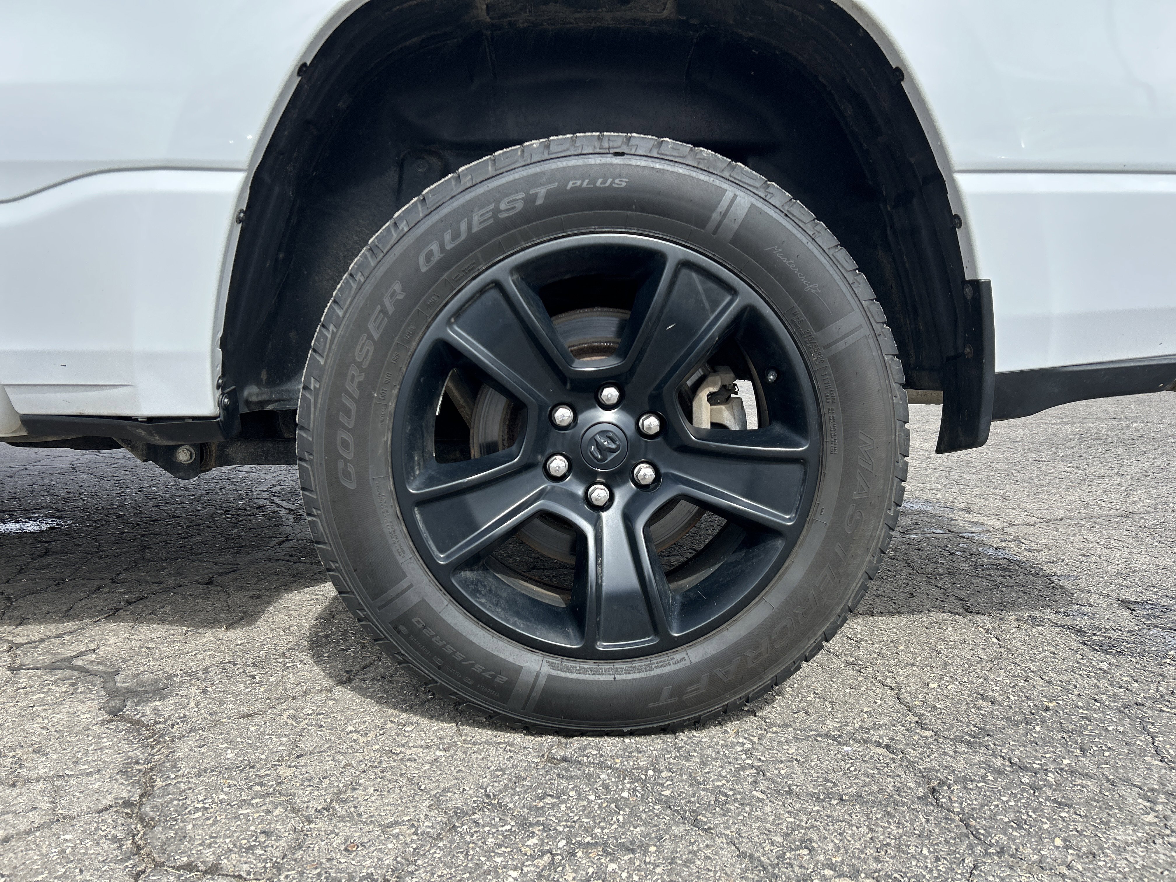 Used 2021 RAM 1500 Big Horn image 23