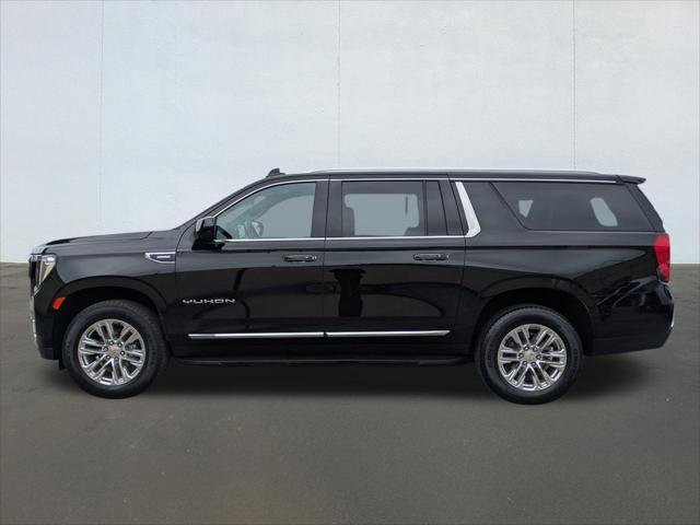 Used 2022 GMC Yukon XL SLT AWD/4WD image 2