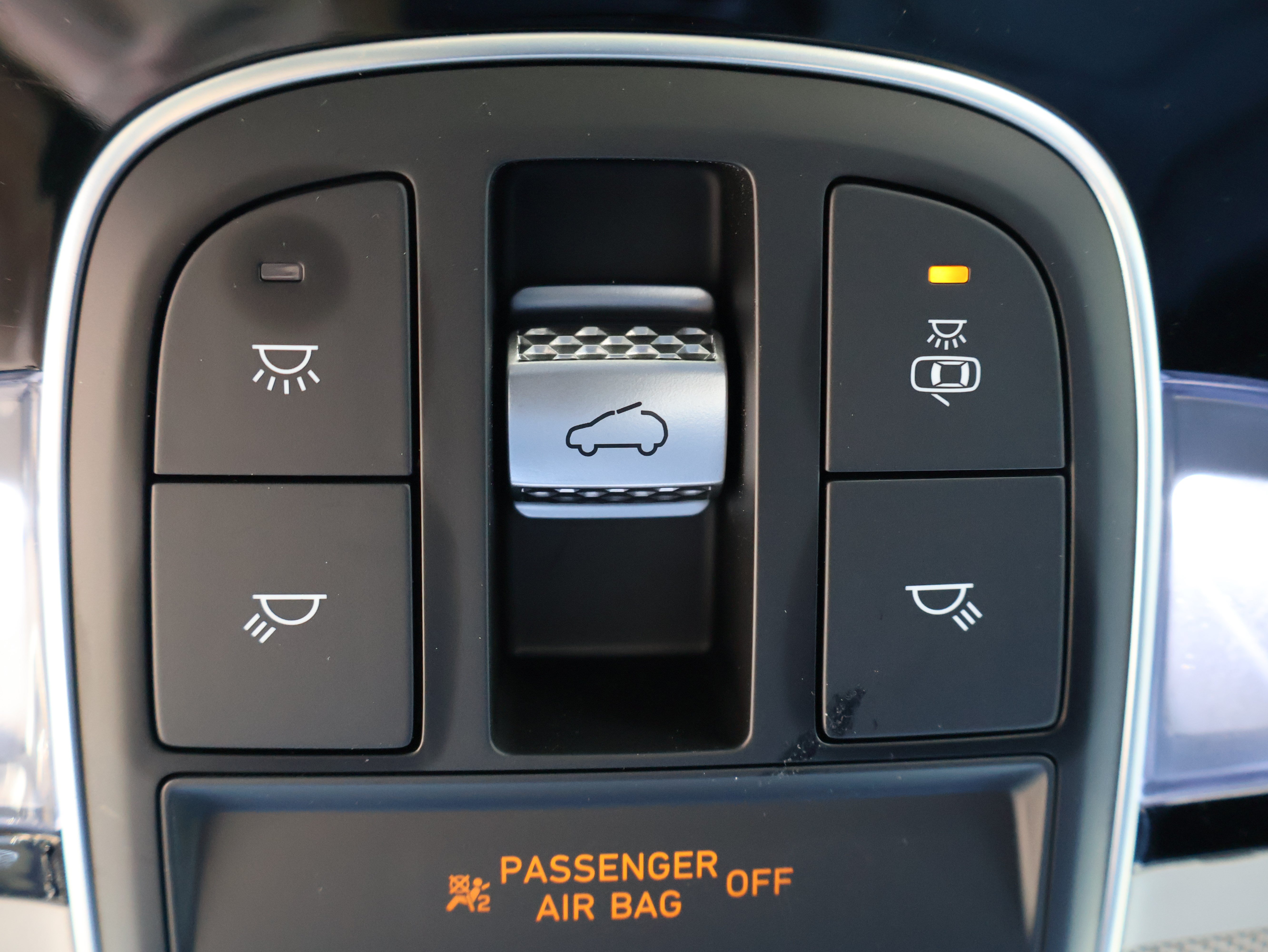 Used 2023 Hyundai Santa Fe Limited w/ Cargo Package AWD/4WD image 27