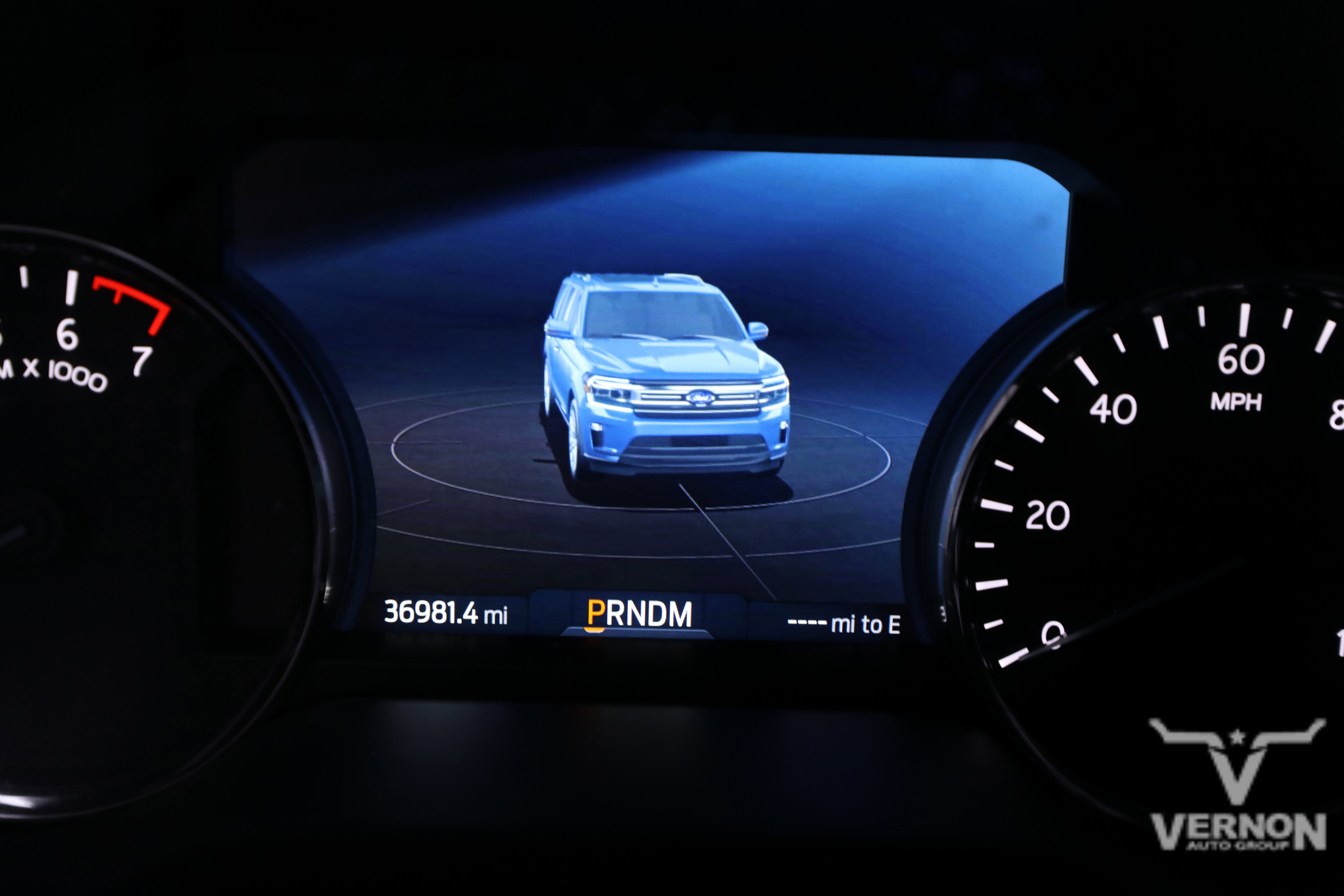 Used 2023 Ford Expedition Limited image 22